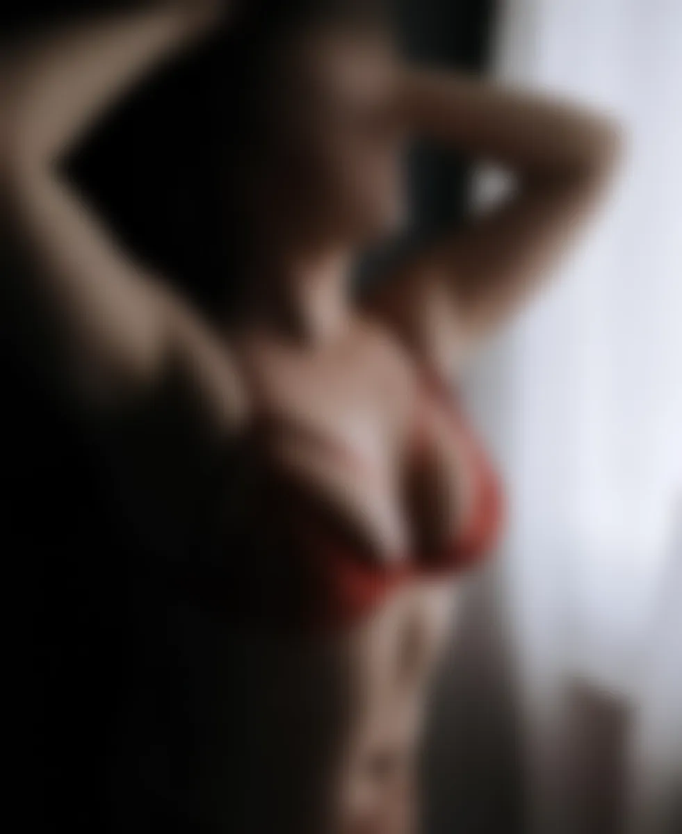 PublicWife