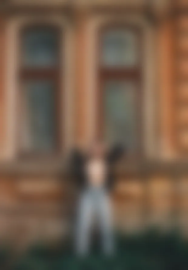 Detazone