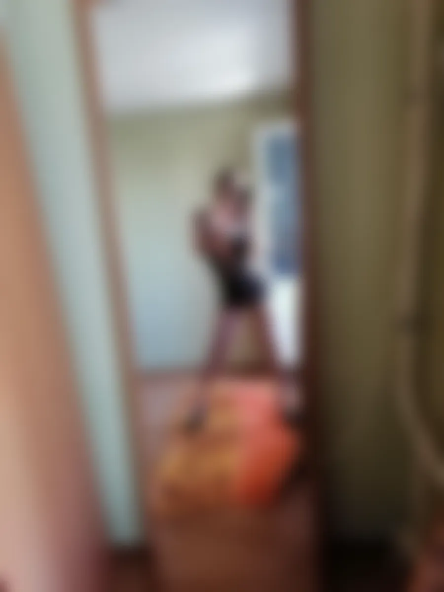 PublicWife